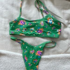 Brand new frankies bikinis set